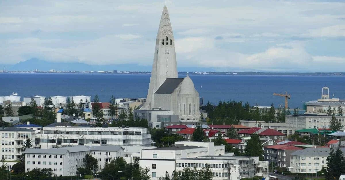 kirkja-reykjavik